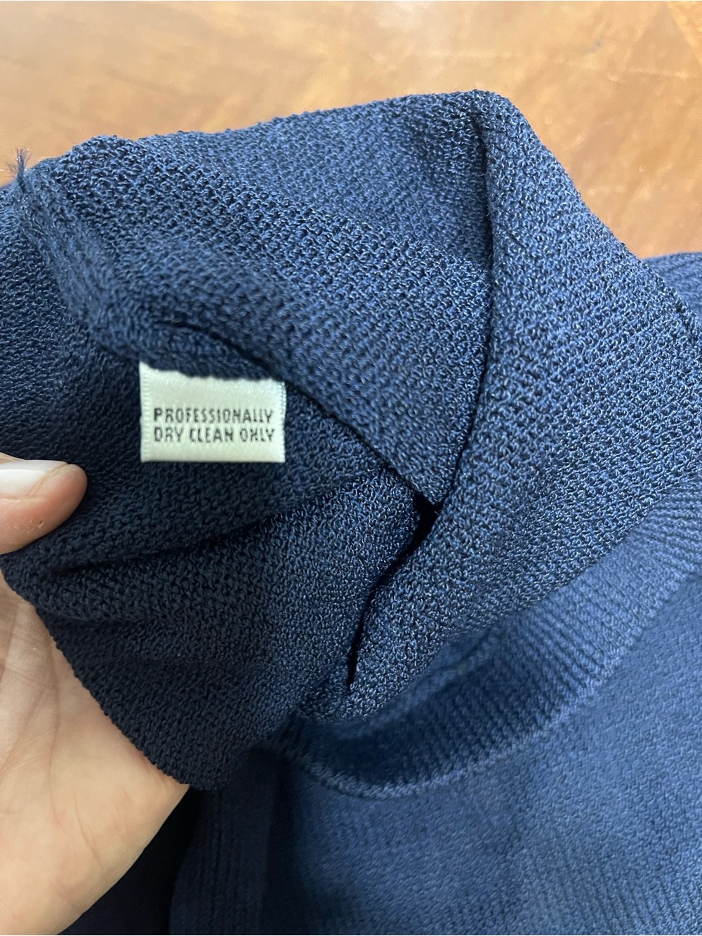 St. John Basics Santana Knit flat front Pants - Picture 7 of 10